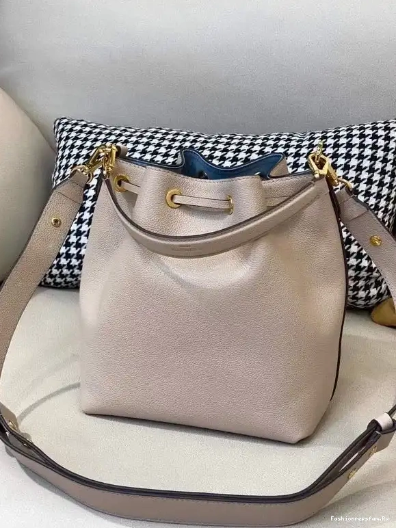 FS CHEAP LOCKME LOUIS BUCKET VUITTON 0618